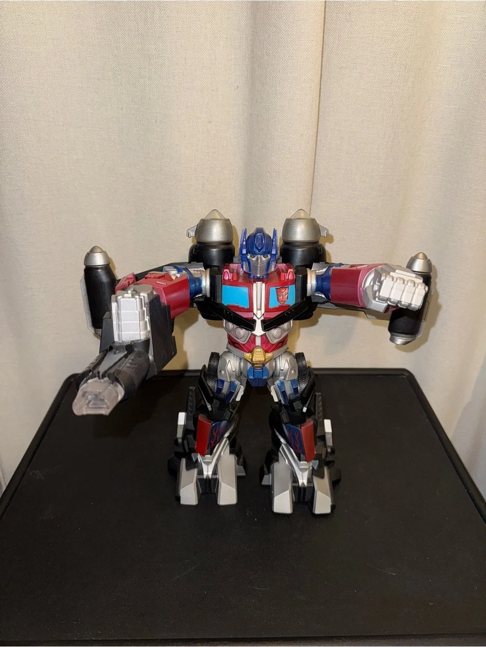 Transformer robot - Picture 1 of 6